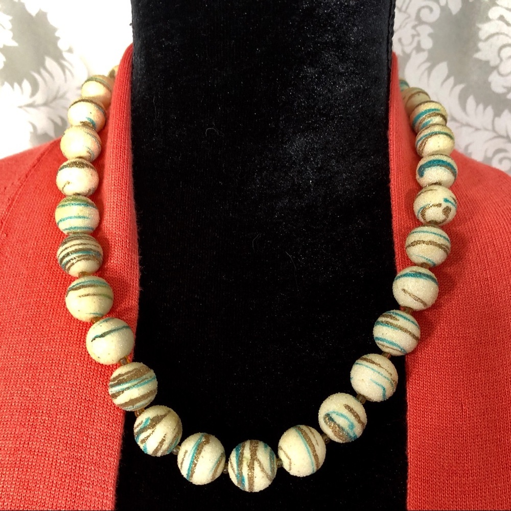 Vintage Abstract Design Resin Necklace